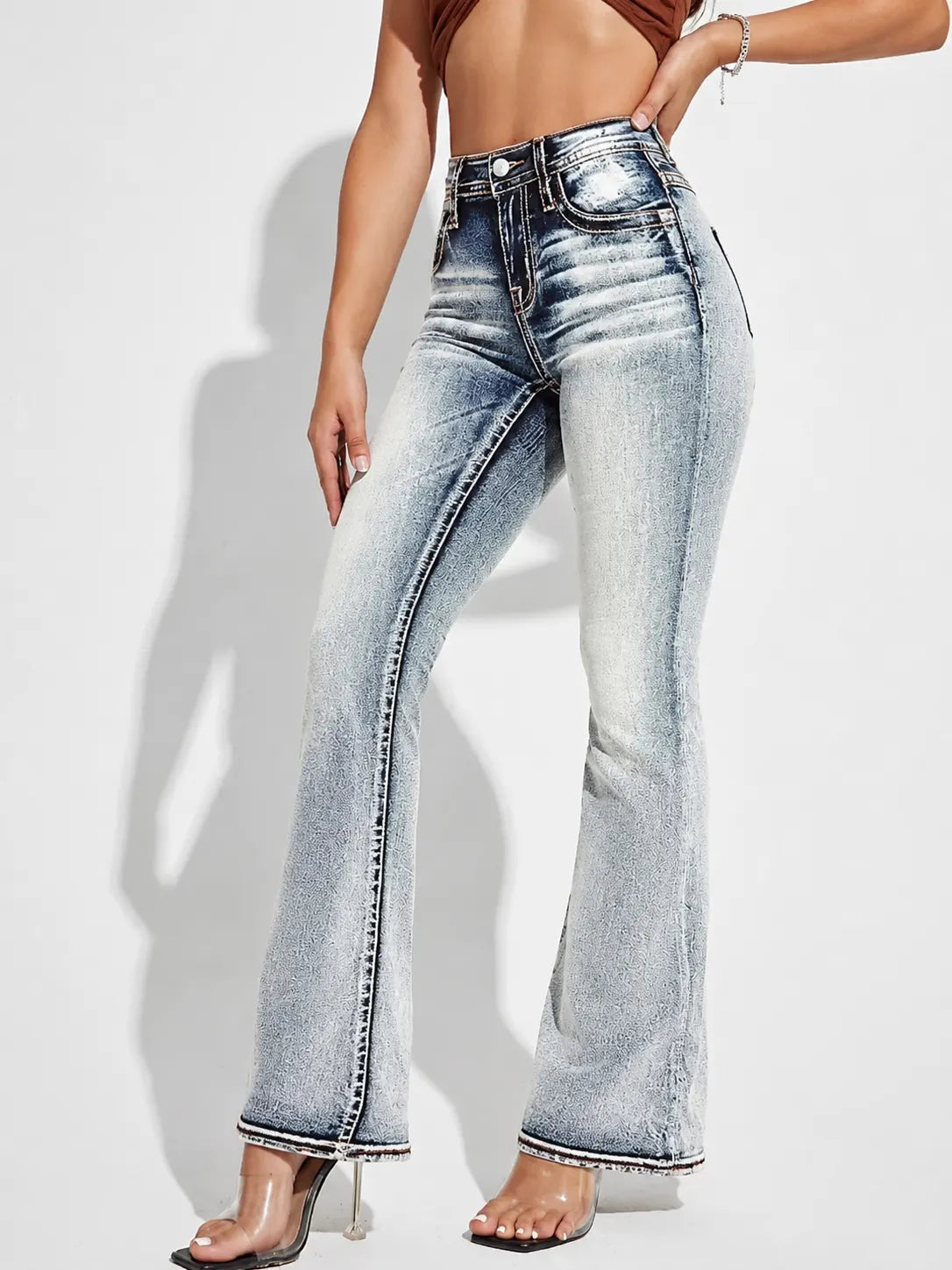 Women Vintage Bull Head Embroidery Flare Jeans