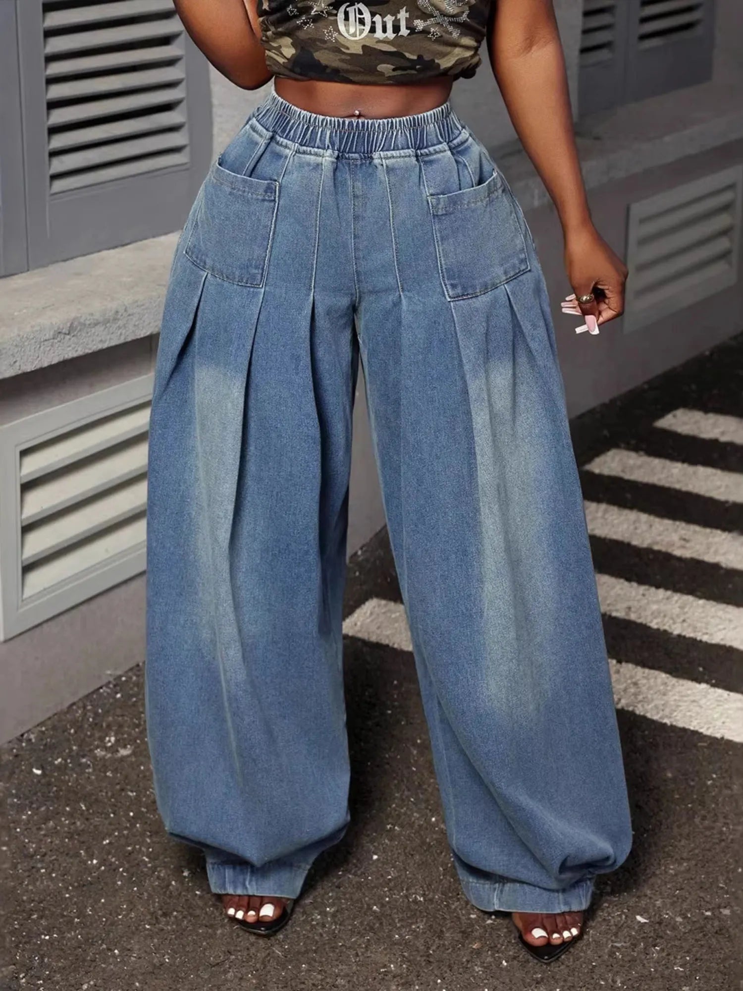 Vintage-Style Pleated High-Waisted Bell-Bottom Jeans