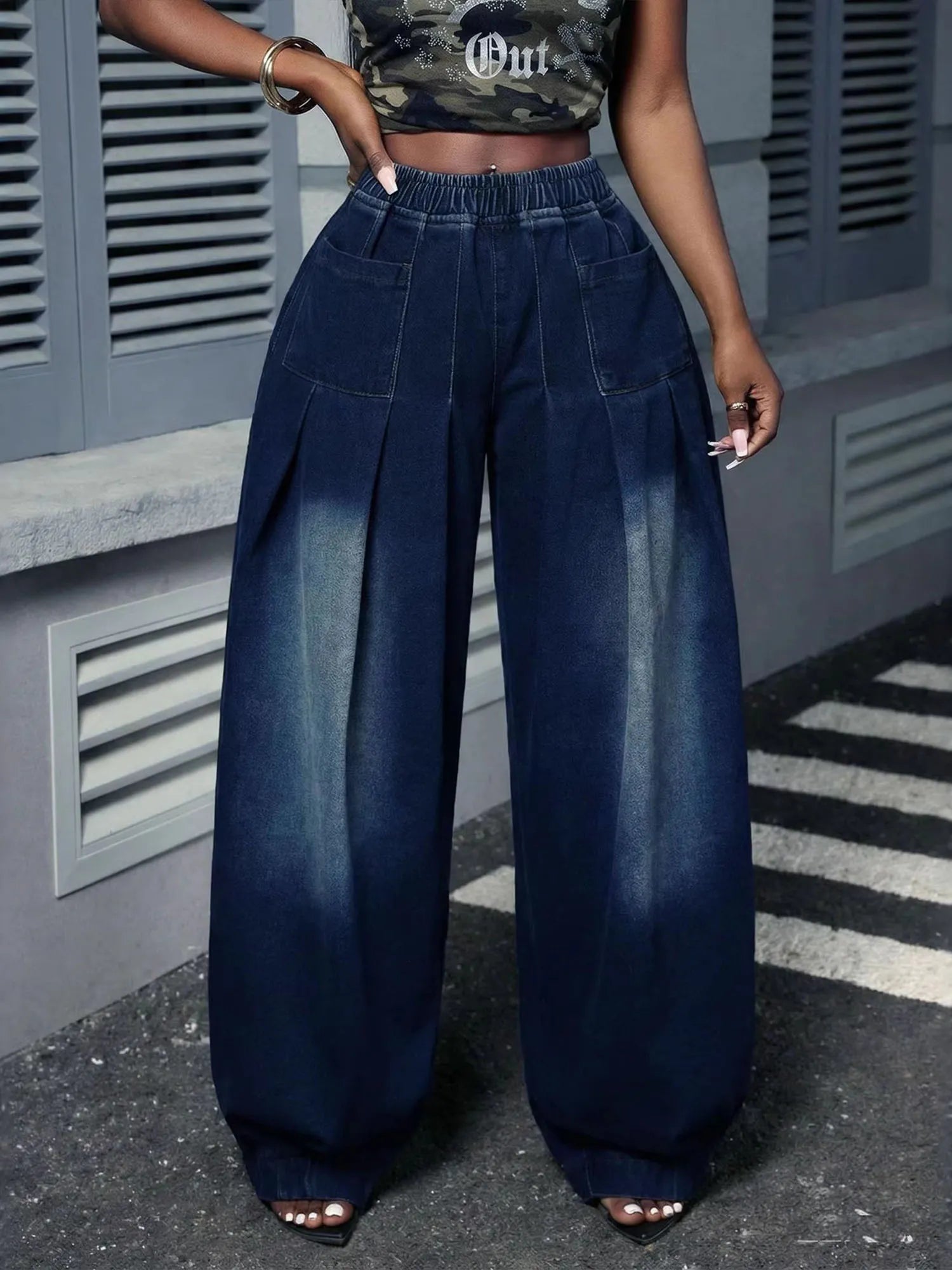 Vintage-Style Pleated High-Waisted Bell-Bottom Jeans