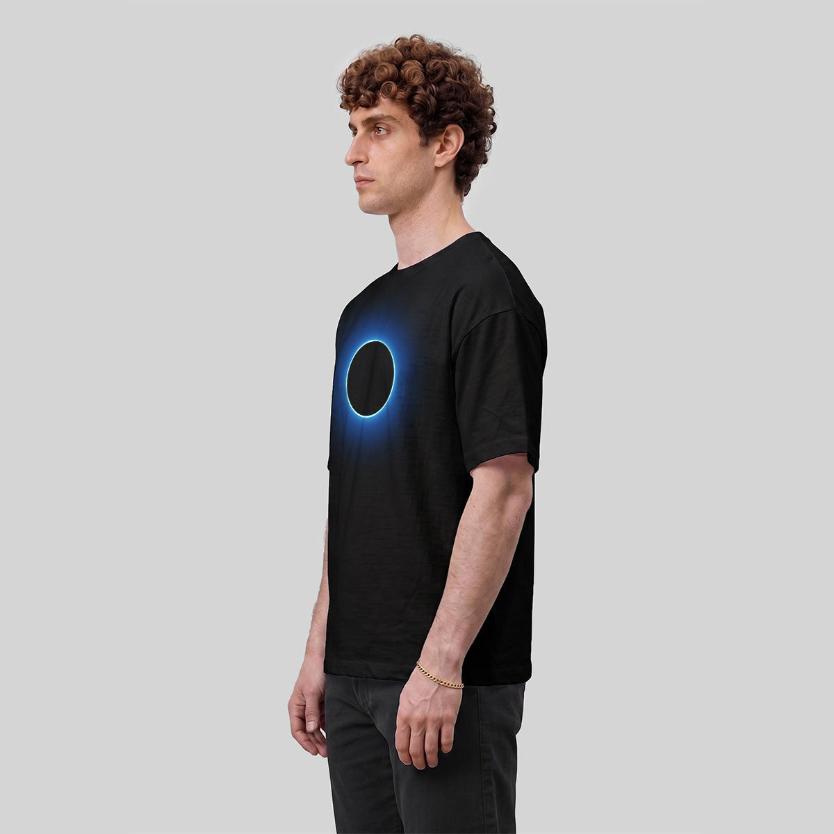 DTG Glowing Circle Pattern Minimalist Breathable T-shirt