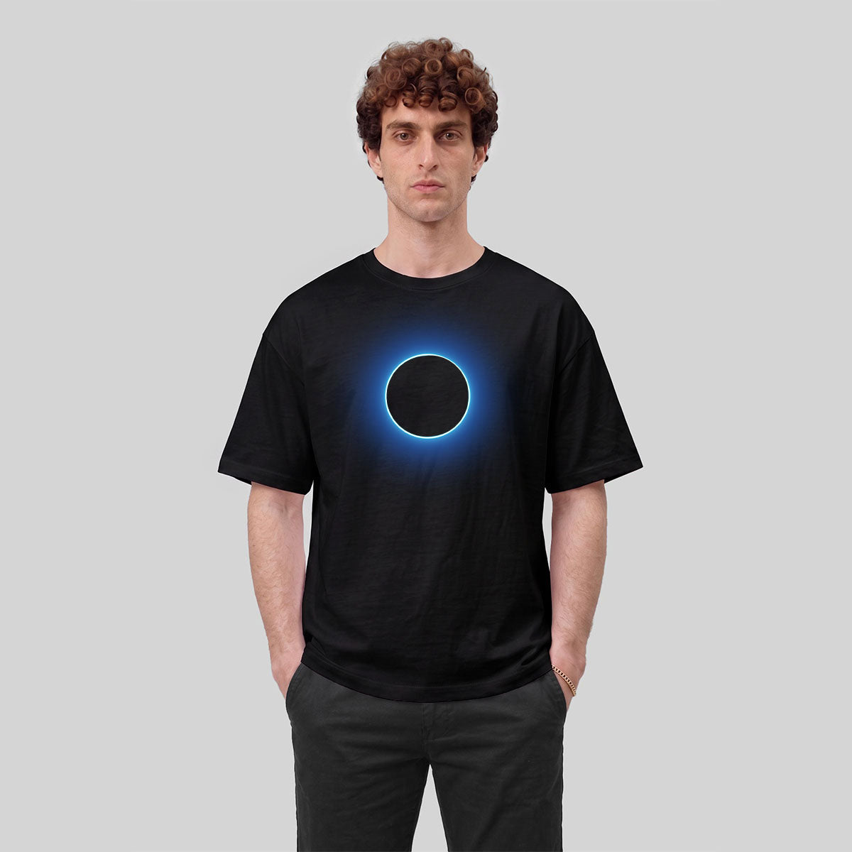 DTG Glowing Circle Pattern Minimalist Breathable T-shirt
