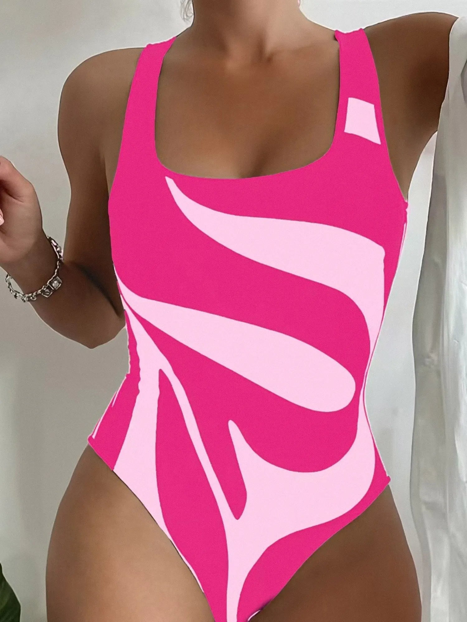 Sexy Strappy Striped Quick-Dry One-Piece Swimsuit