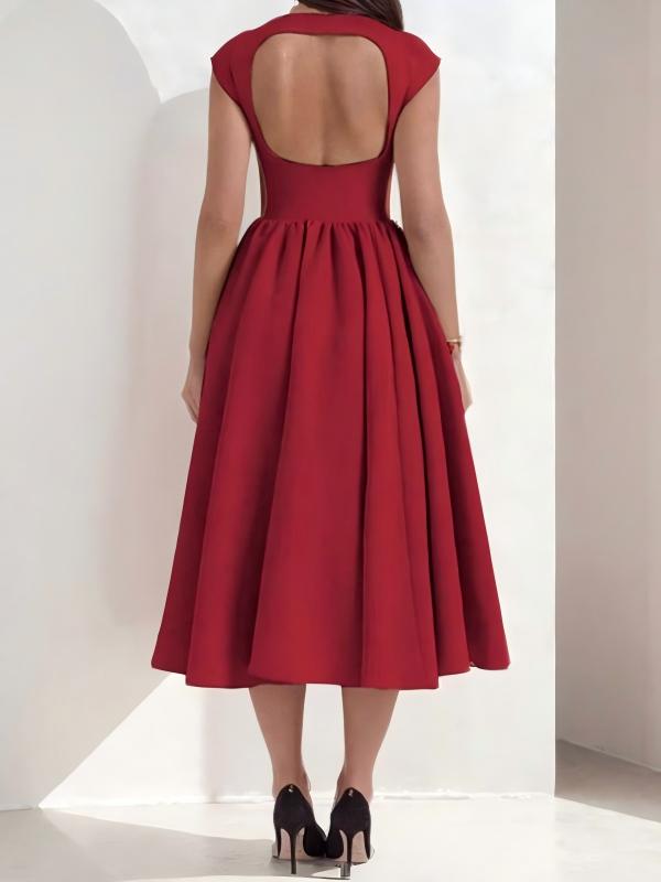 French-style elegant backless fitted dress
